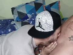 Una rica mamada en casa ,sin nada que hacer