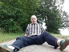 Pissen auf der Strasse