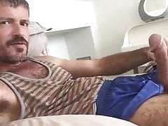 Amaizing and horny wanker