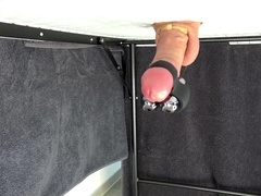 1 HOUR POP-SHOT CONTEST - STROKING GLORYHOLE TABLE