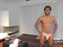 Guys Showing Their Big Asses Live