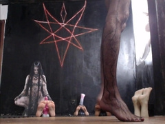 buttfuck going knuckle deep & ass-fuck with faux-cock