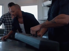 Black plumbers fixing white guy&#039_s clogged pipe