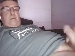 Daddy cums on cam