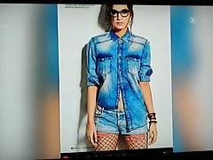 Kriti Sanon Cum and spit tribute