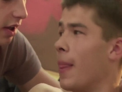 Cum Hungry Twink Guys Do It Raw In Hot Trio Fuck 10 Min