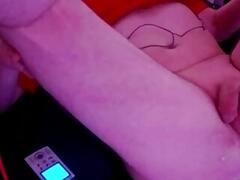 013 - Fisted by 2 guys