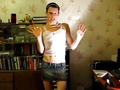 TWINK IS ALWAYS HUNGRY FOR RAW COCK