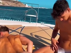 Rubax Video - Melvin & Alann On A Bare Cruise