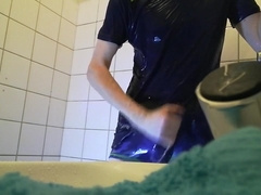 Shower Wank With Cum Load In The Sink