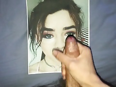 Maisie Williams cum tribute 23