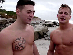Nixon Lane sans a condom - gay flick - Sean Cody