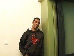 Bareback Hallway hook up suck and fuck