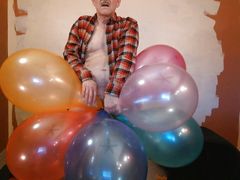 Balloonbanger 81) Balloon Cluster Fuck, Cum and Pop with GL700 Blimp Balloon