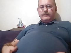 big moustached daddy wank his cock