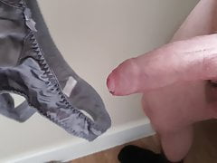 Gfs coworker finally gets his hands on her knickers