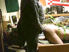 guy's very first practice with a fursuitter