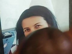 Fans friend face