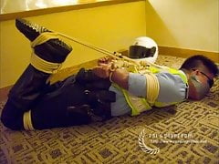 HONGKONG POLICE SEXY GAME WHILE ON DUTY