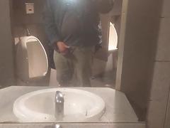 Creampie im Kino
