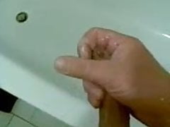 cumming in tub