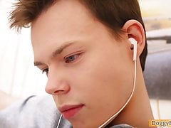 Hung twink Kristian showers himself with cum