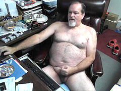 father cums on cam
