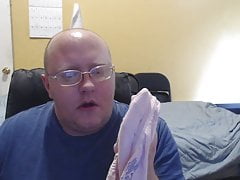 Mmm, I want your dirty panties NOW!