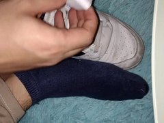 CUTTING MY TOENAILS