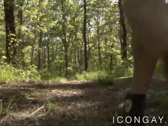 Athletic Asian Jessie Lee sucks and fucks after jogging