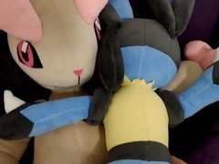 Threesome with Lopunny and Lucario plush toys ends in creampie explosion