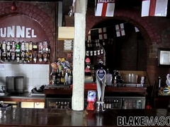 Young Brit dude gives blowage before being analhammered