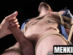 Van Darkholme edges bound Cliff Jensen as Brody Fox teases his meat