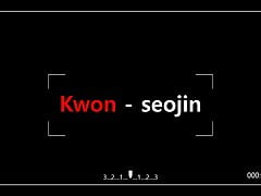 Kwon-seojin : Korean Boy Cumshot After Masturbation