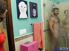 Bisexual muscled bear anally rides cock