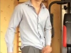 Muscled Amateur Man's Striptease Wow