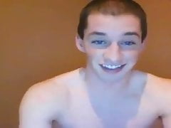 Young guy show his hole