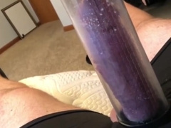 Weenie Pump Movie - Spread to ten Inches