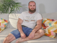 Hairy hottie John Barber tugging his meat