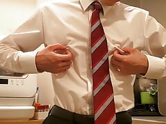 Fapping in after work and backed home