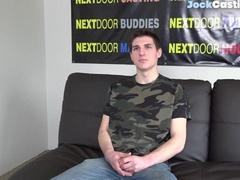 Auditioning jock solo fapping his bone