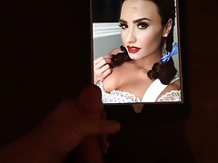 Demi Lovato cum tribute