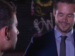 Mike De Marko gets his hole stuffed with Vadims big cock