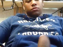 Man schows cock