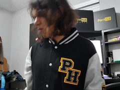 Unboxing the 50K Subscriber award with Ash