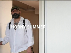 I fap off when I arrived at building and my bedroom