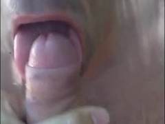 Hot homemade video of a hot Latino guy giving a hot blow-job at the beach