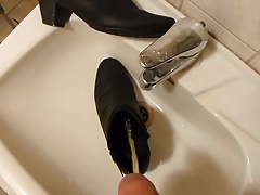 Piss in wifes black ankle boot