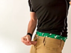 jerking off - Aftreken, using my Fleshlight too, verbal, jism