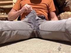 Discover outdoor piss spray fun